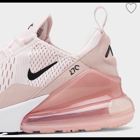 Nike AirMax 270 - Picture 3 of 9